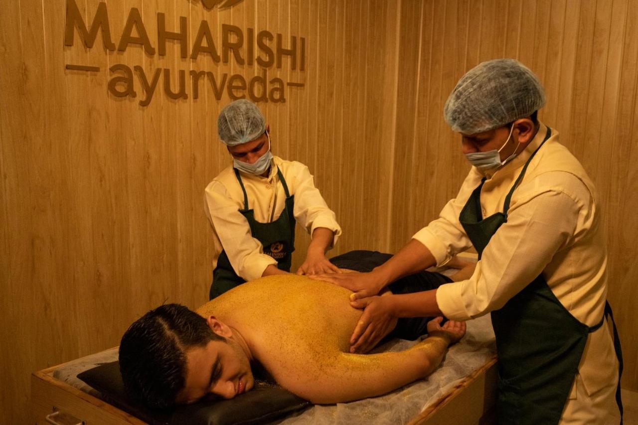 ホテル Maharishi Ayurveda-Boutique Wellness Retreat リシケーシュ エクステリア 写真